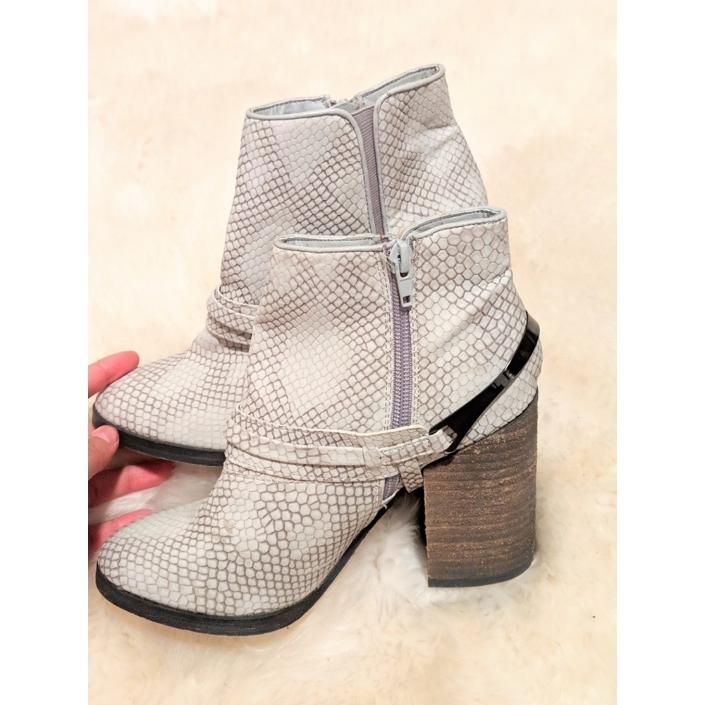 Beautiful snakeskin boots